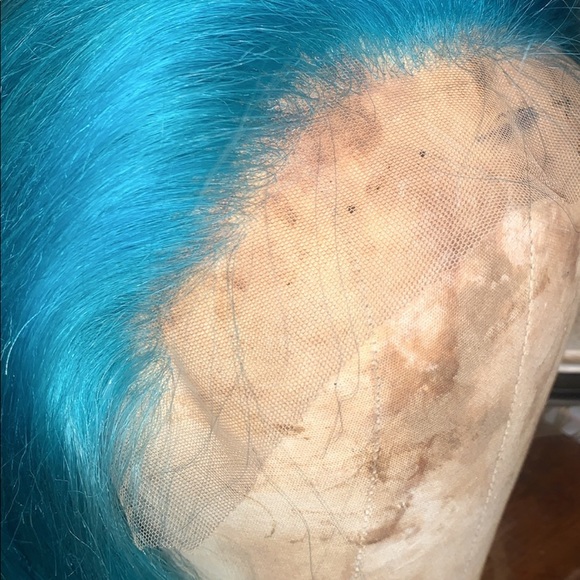 TURQUOISE FRONTAL WIG main image 3